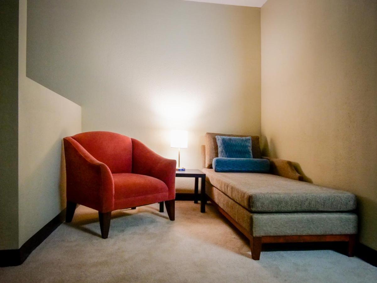 Travelodge By Wyndham St. Louis Berkeley Buitenkant foto